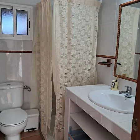 La Casita Del Abuelo * Guadalcanal
